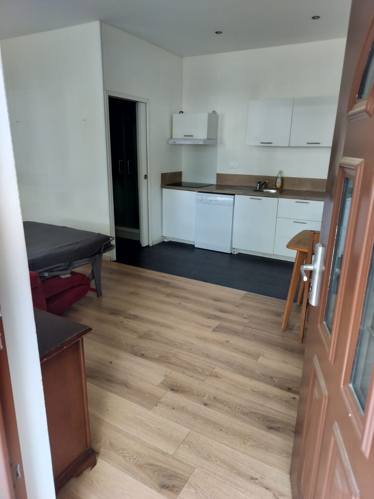 A & A Leisure Service - Rental Apartment